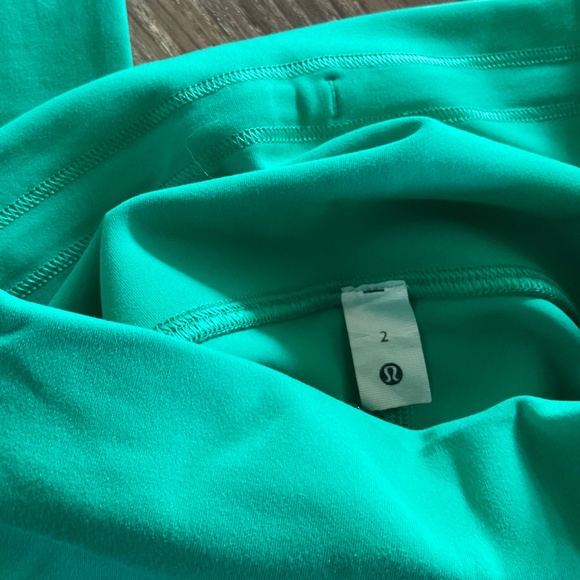 Wunder Train leggings size 2 - Picture 2 of 4